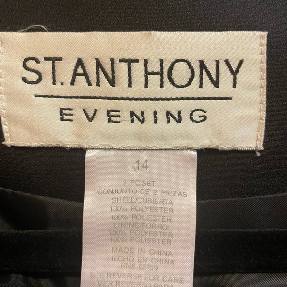 Women’s Black Beaded 2 Piece St. Anthony Evening Wear Size 14 Fully lined - Picture 12 of 12